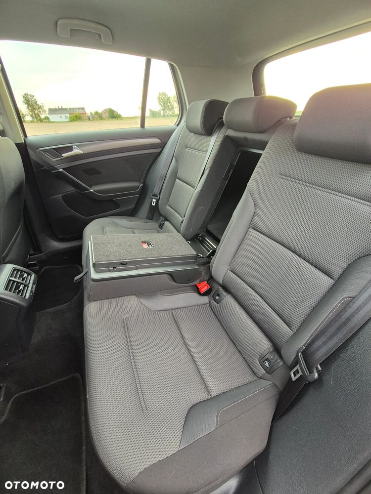 Volkswagen Golf 1.5 TSI BlueMotion ACT DSG Comfortline - 8
