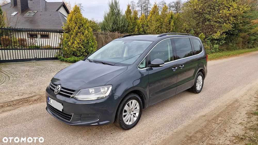 Volkswagen Sharan 2.0 TDI Trendline DSG - 14