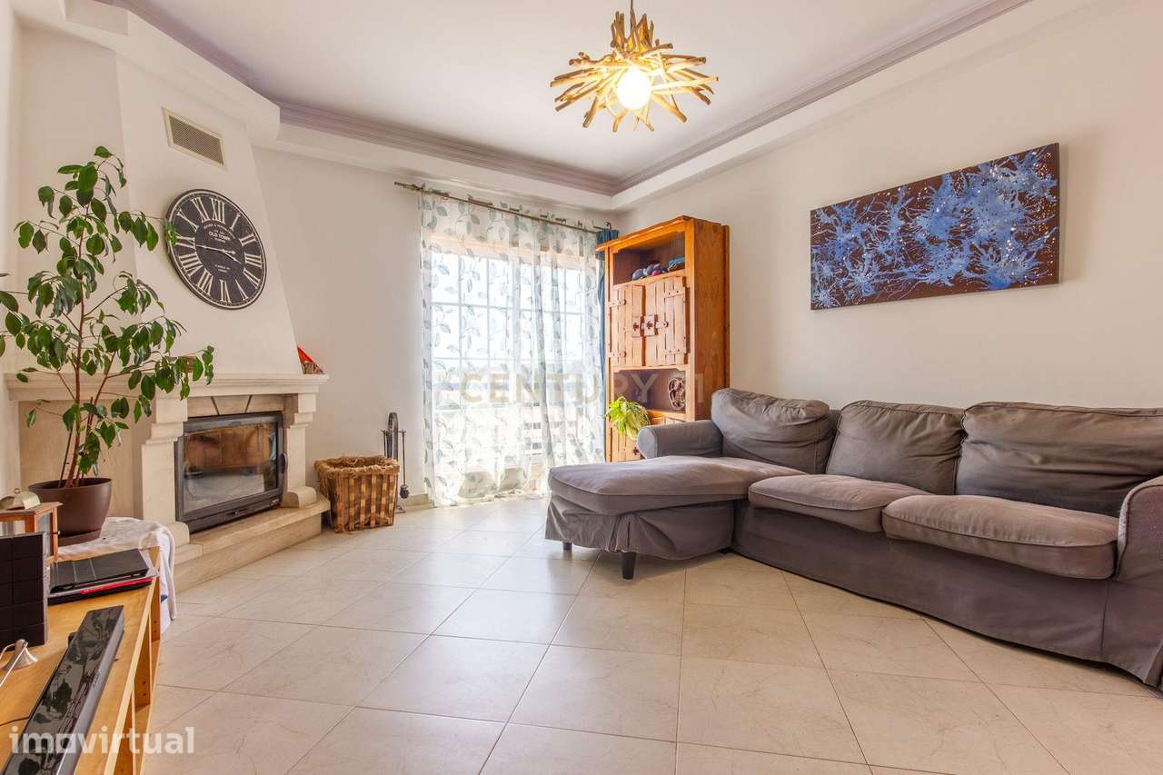 Quinta do Conde - Apartamento de 3 assoalhadas com varanda, lavandaria - Grande imagem: 5/18