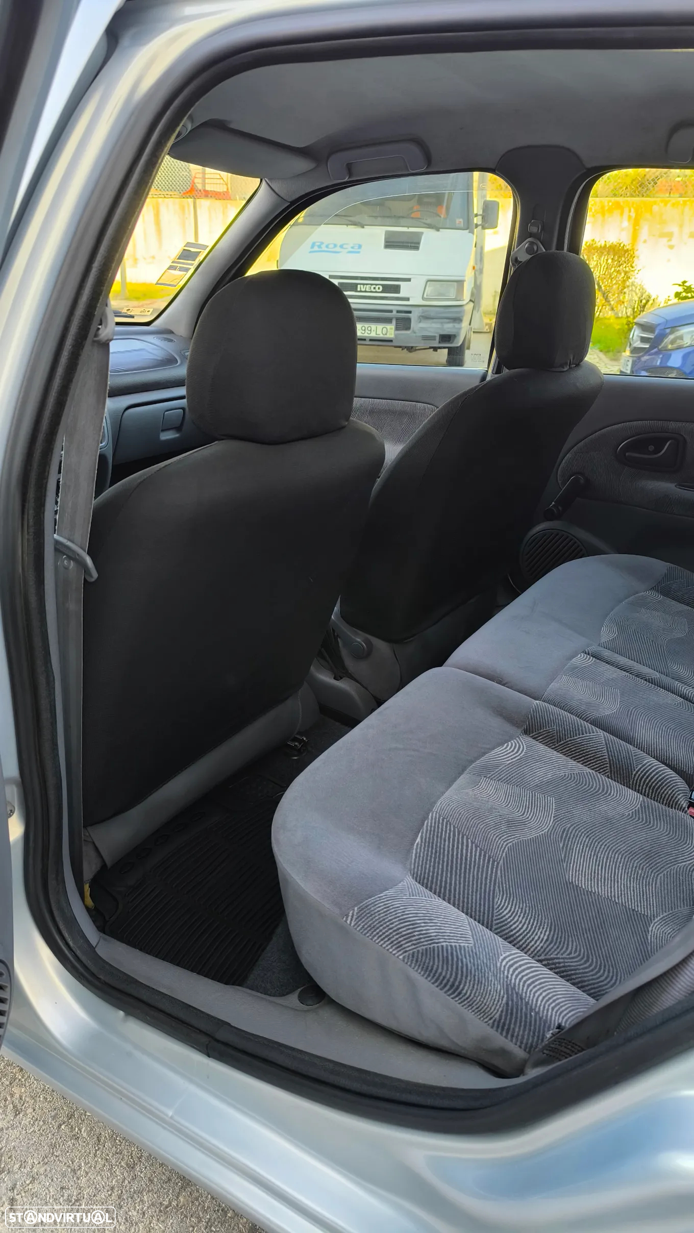 Renault Clio 1.2 RXE - 34