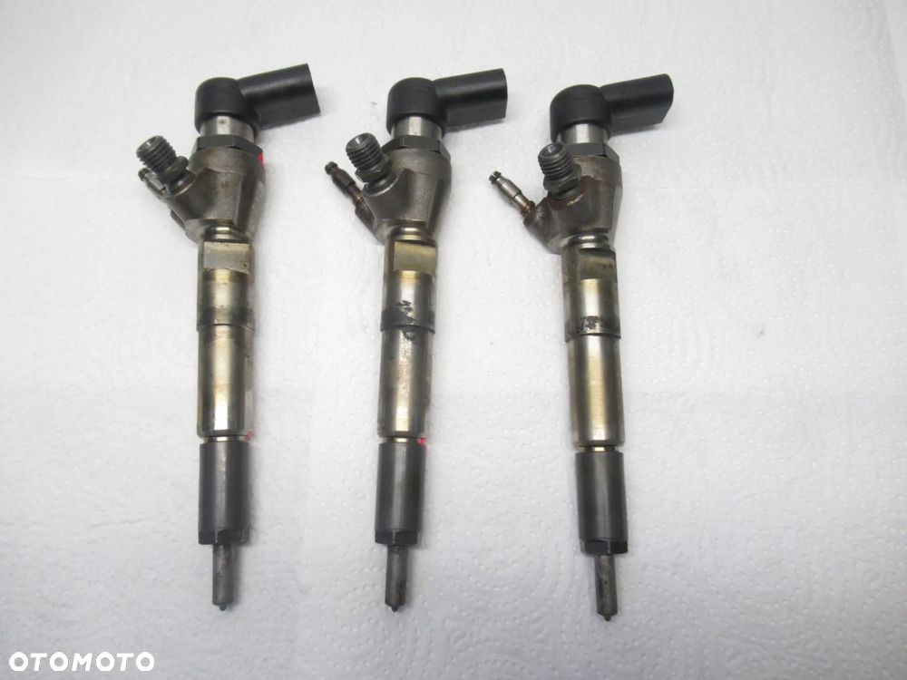 Wtryskiwacz Dacia Nissan Renault Mercedes1.5 DCI H8201100113 166006212R - 1