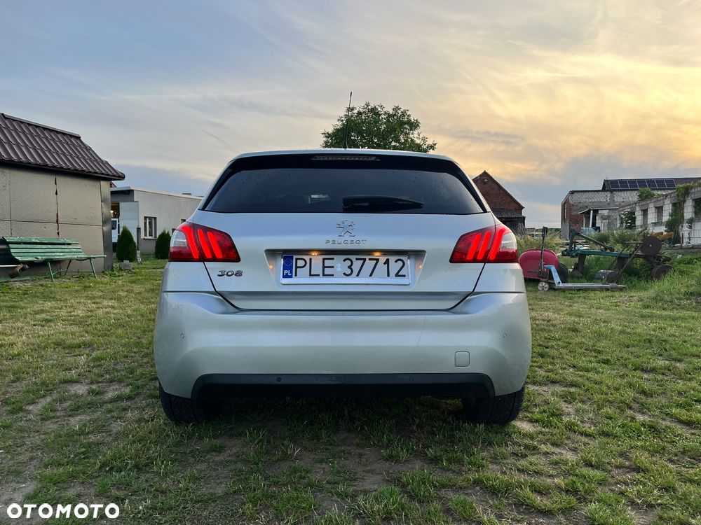 Peugeot 308 1.2 PureTech Active S&S - 3