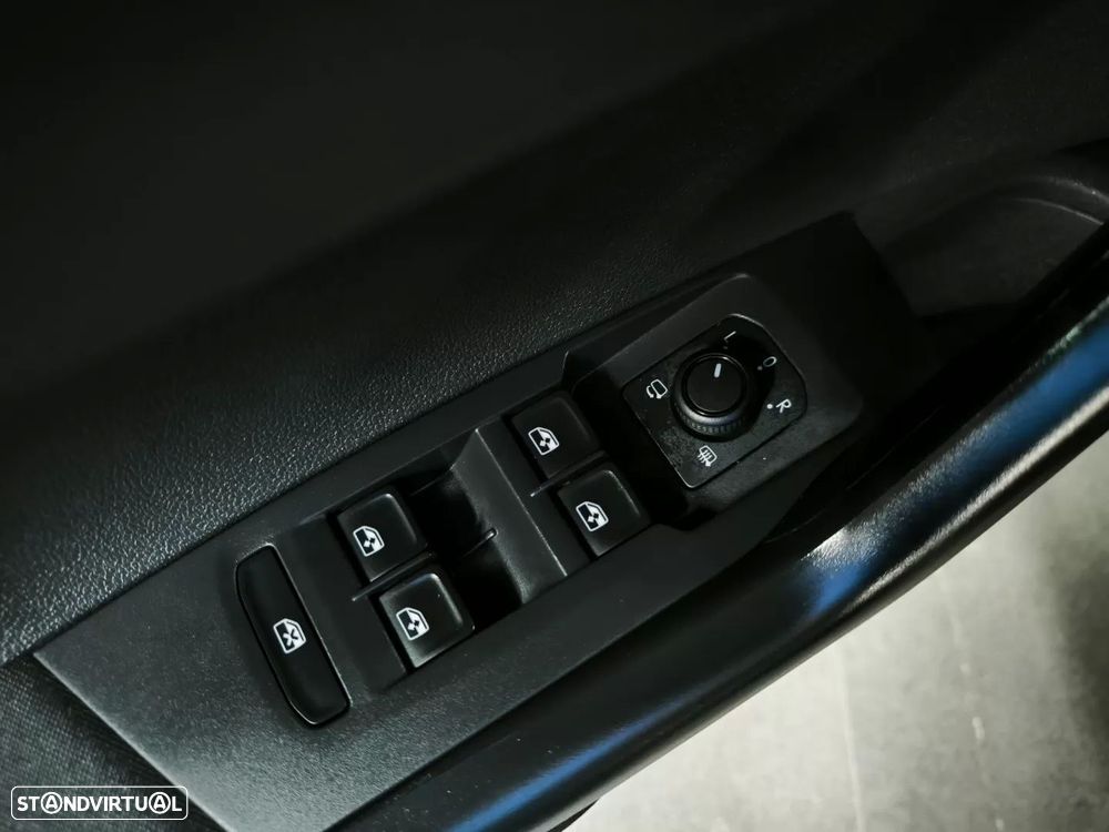 VW Taigo 1.0 TSI OPF DSG Life - 37