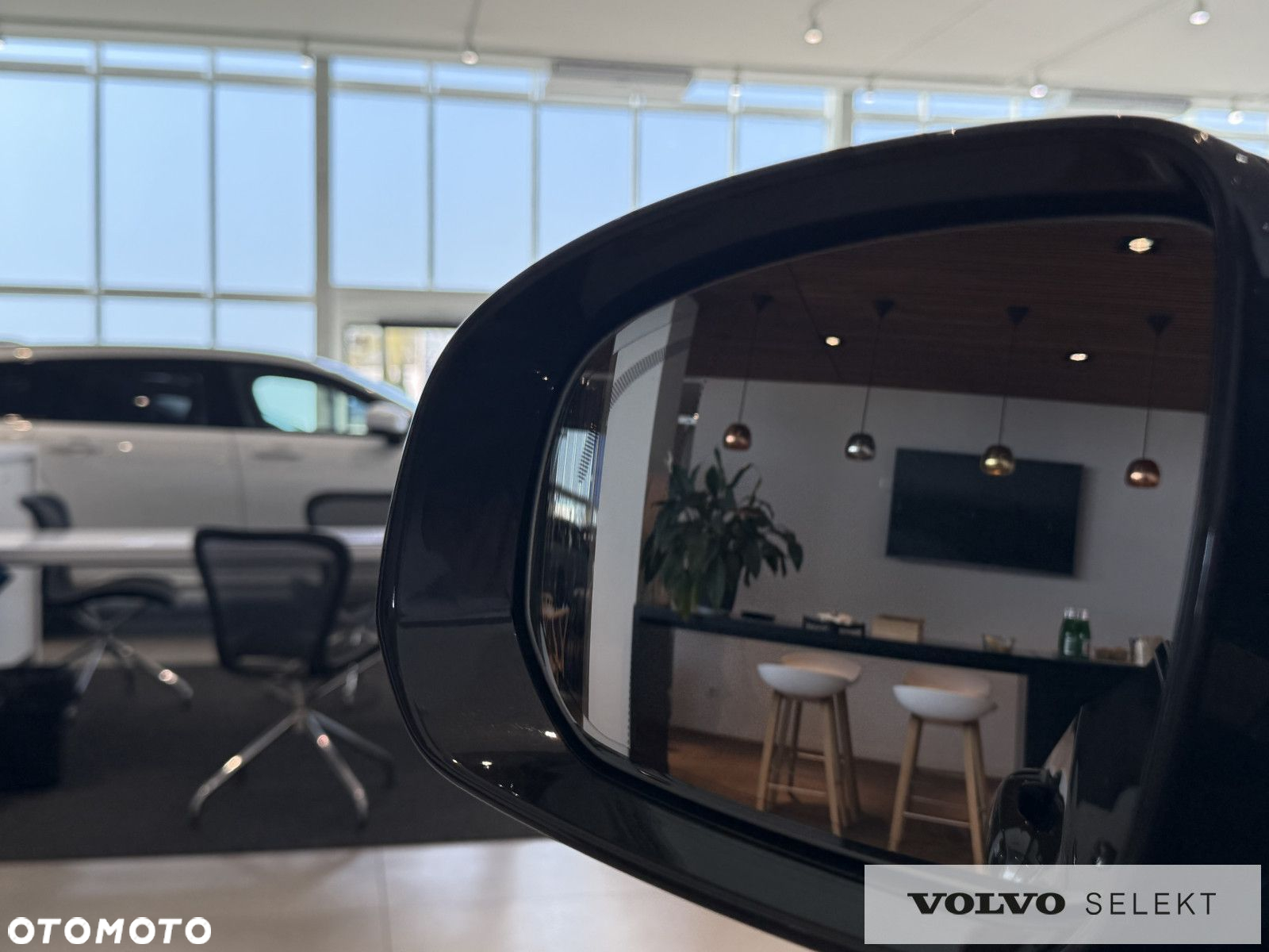 Volvo V90 Cross Country - 13