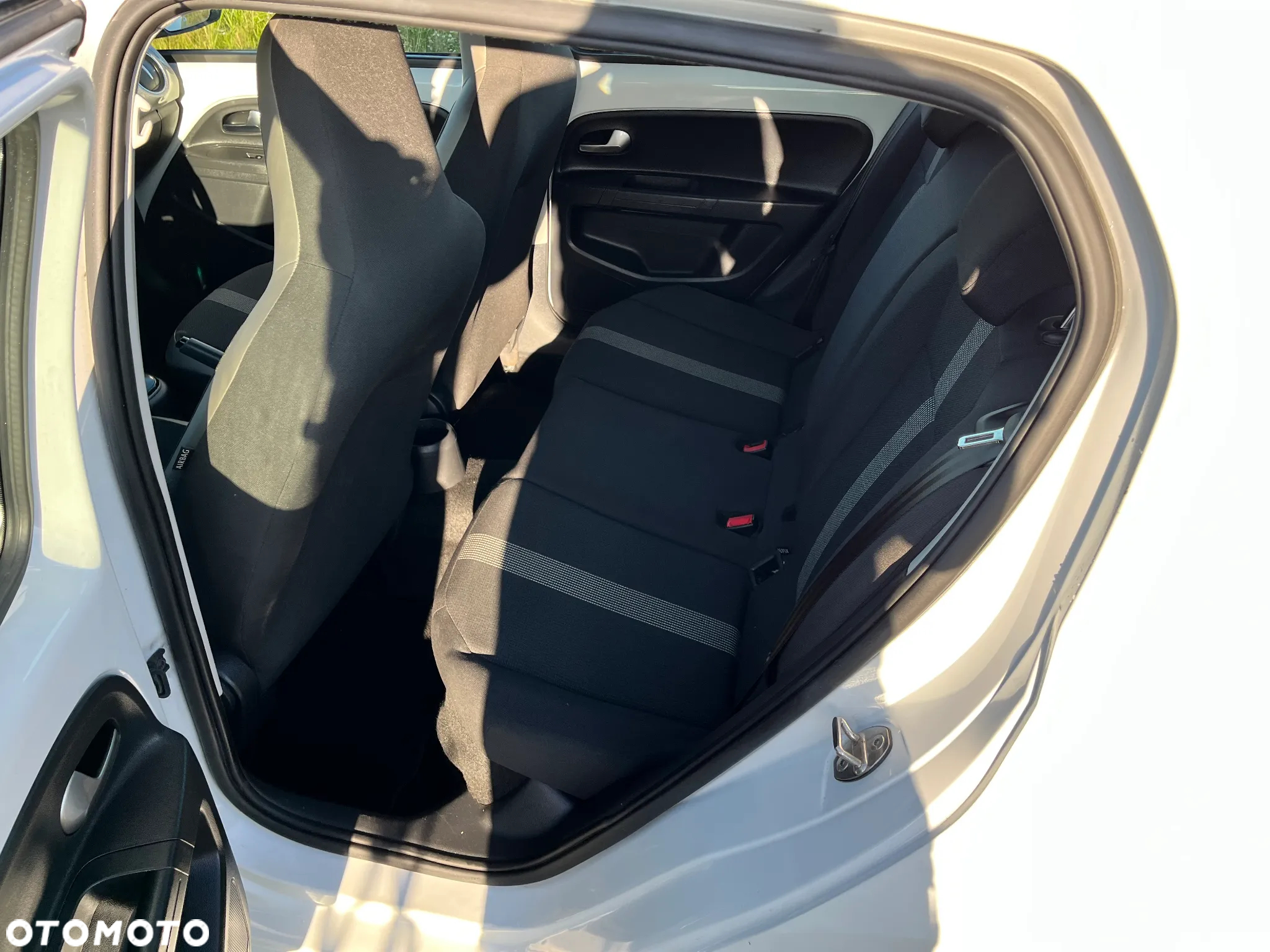 Volkswagen up! e-up - 5