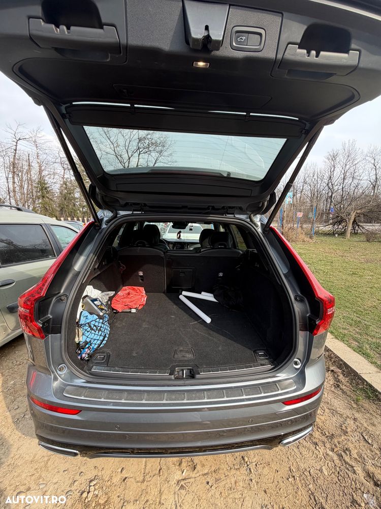 Volvo XC 60 D4 AWD Geartronic RDesign - 23