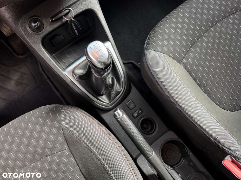 Renault Captur - 32