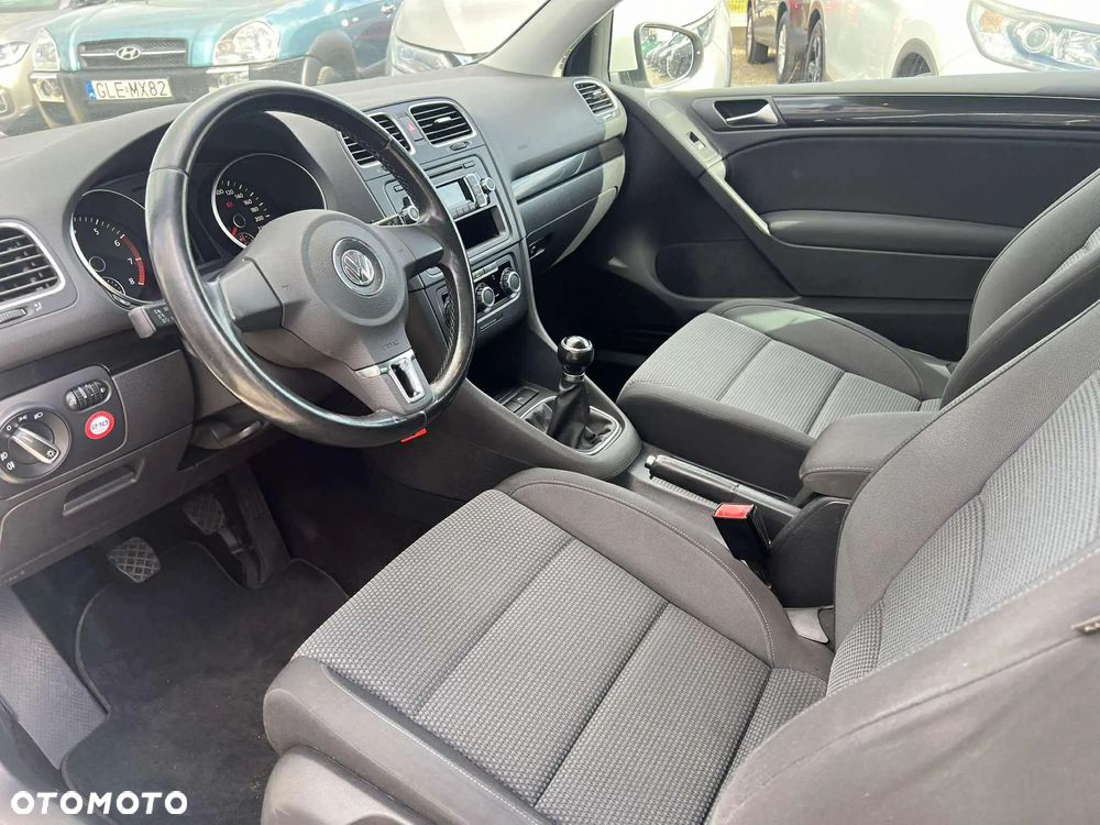 Volkswagen Golf 1.4 Comfortline - 12
