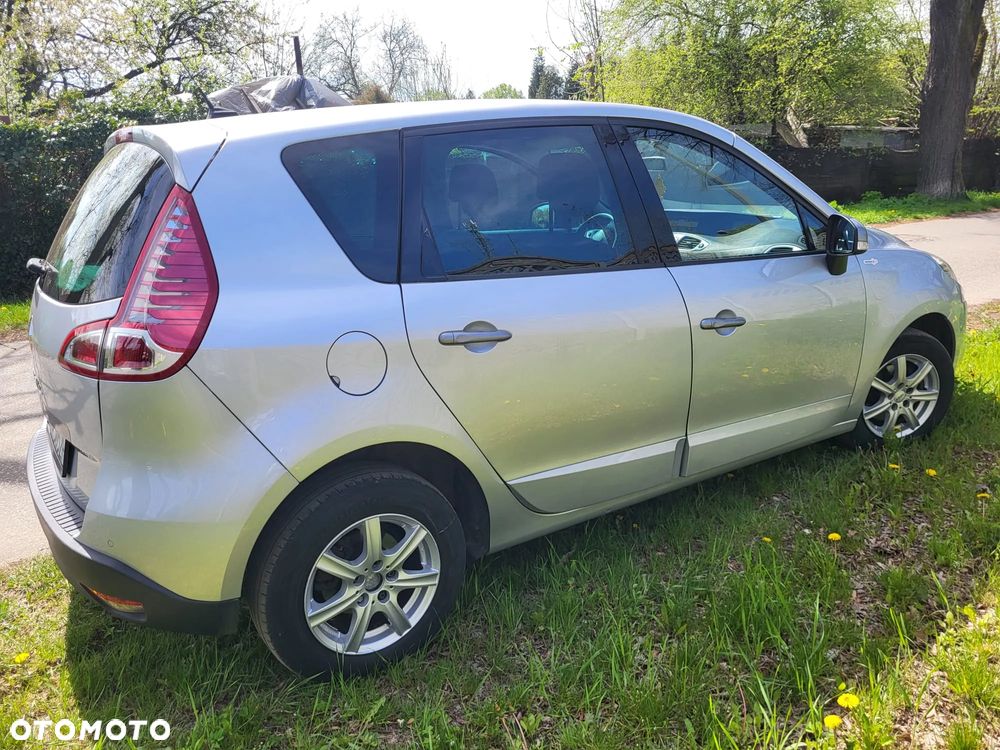 Renault Scenic 1.6 16V 110 TomTom Edition - 15