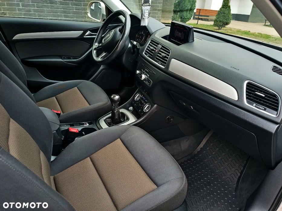 Audi Q3 2.0 TDI Edycja Specjalna - 24