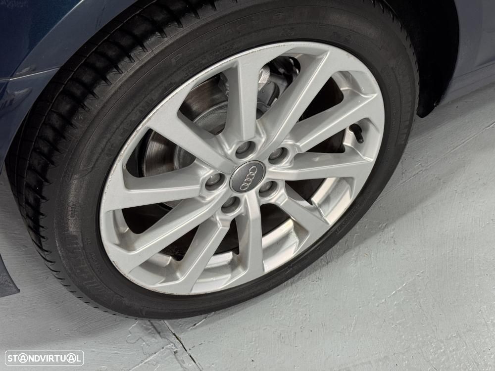 Audi A3 Sportback 30 TFSI Design - 21