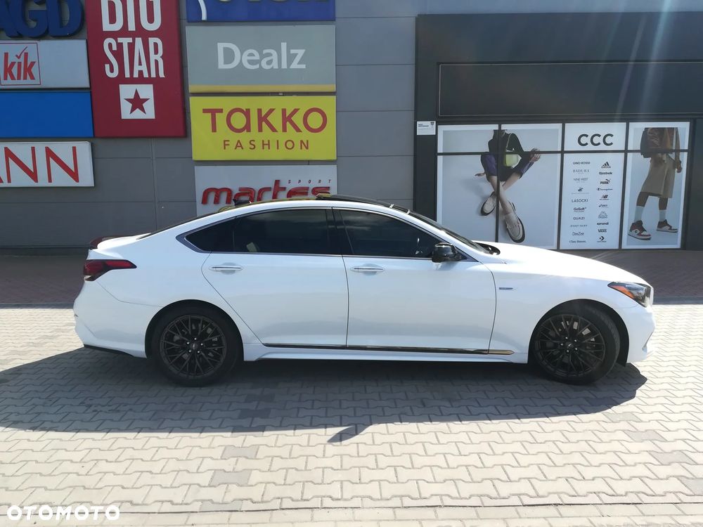 Genesis G80 - 8