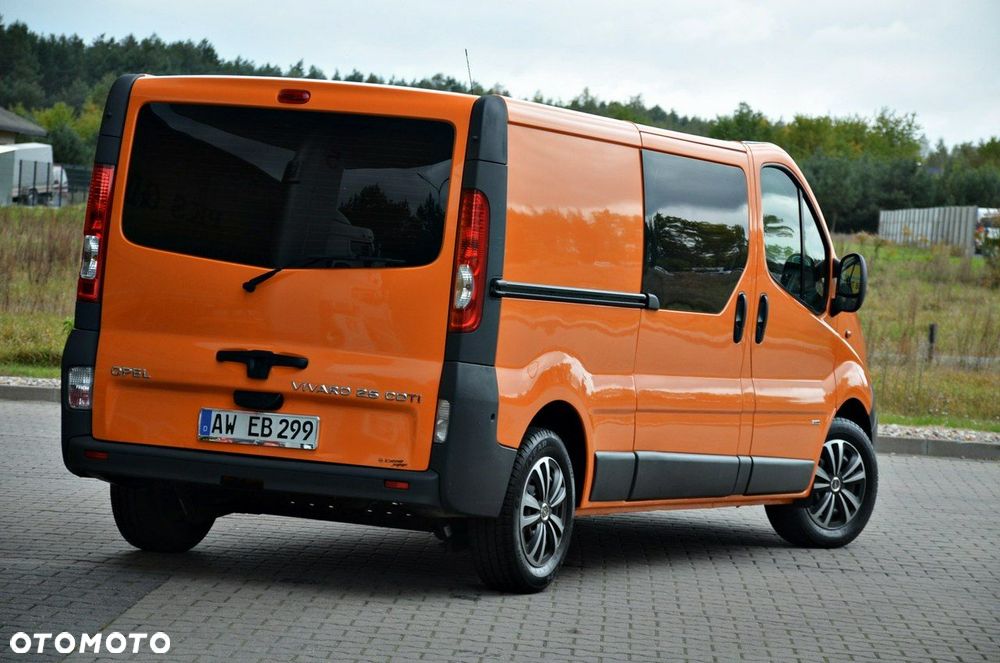 Opel Vivaro - 12