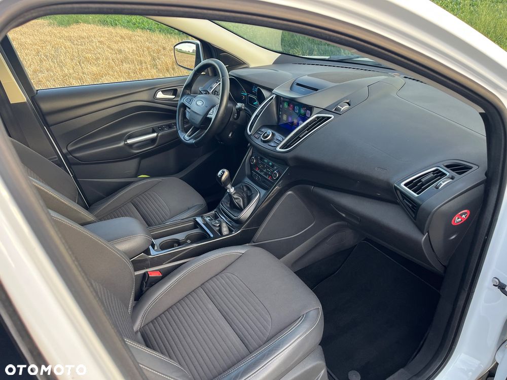 Ford Kuga 2.0 TDCi 4x4 Titanium - 30