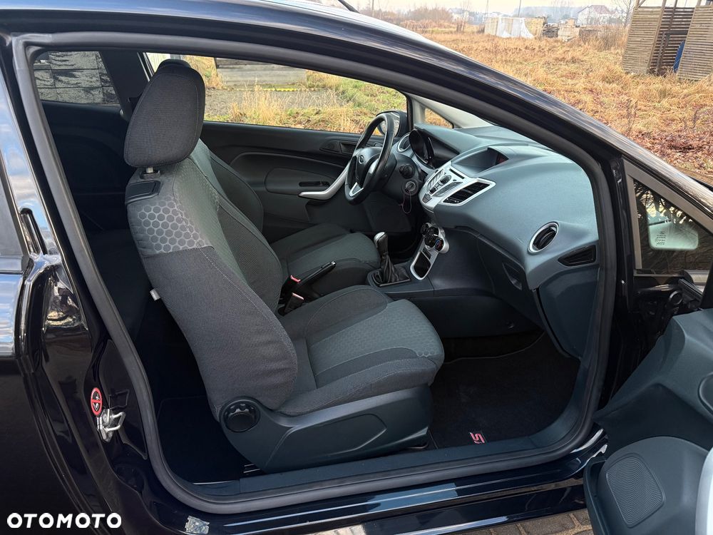 Ford Fiesta 1.6 Ti-VCT Sport - 8