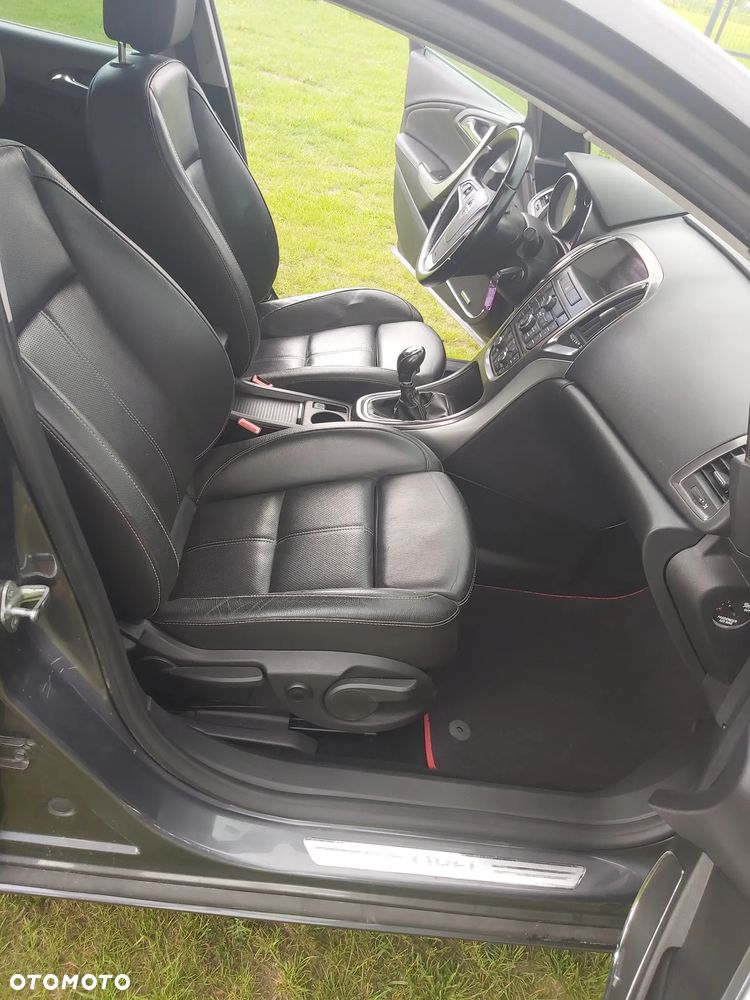 Opel Astra 1.4 Turbo Cosmo - 26