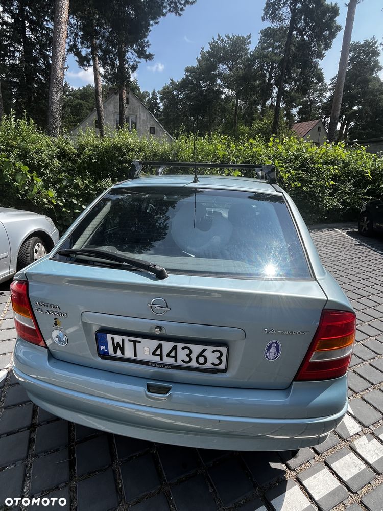Opel Astra 1.4 Start - 4