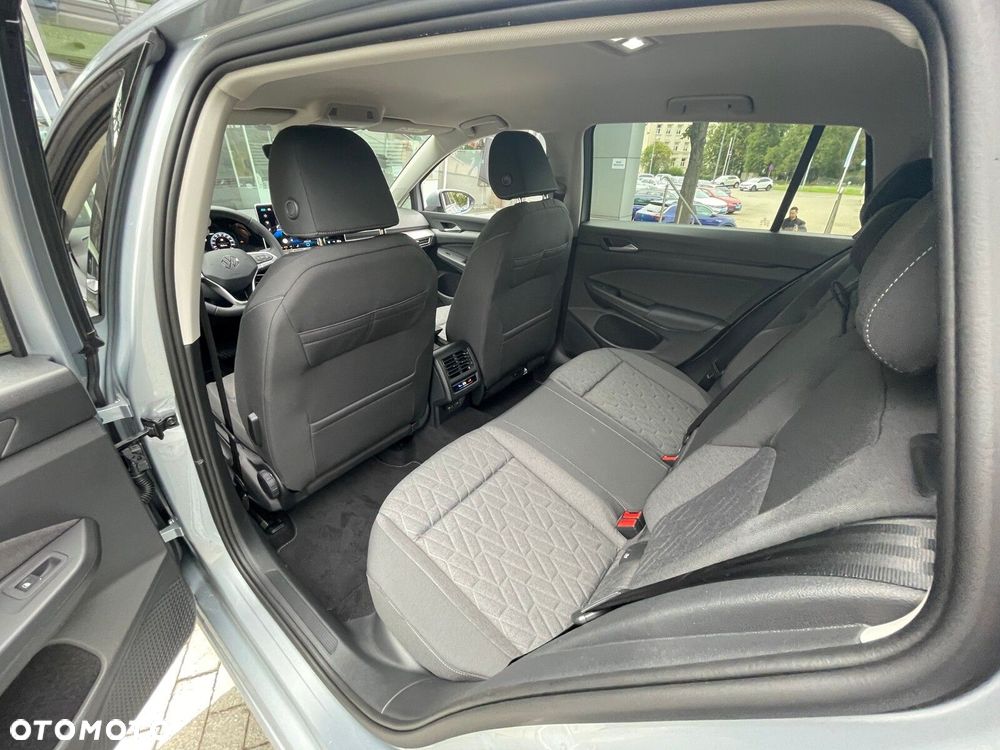 Volkswagen Golf Variant - 25