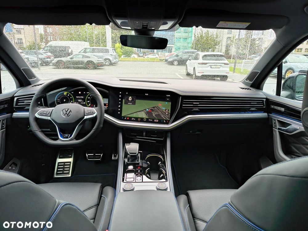 Volkswagen Touareg - 34