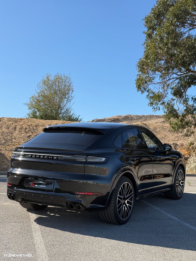 Porsche Cayenne Coupé E-Hybrid Black Edition - 7