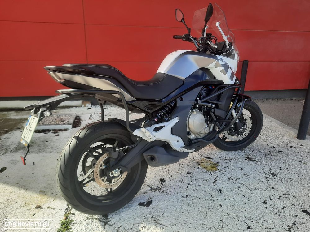 CF Moto 650MT - 5