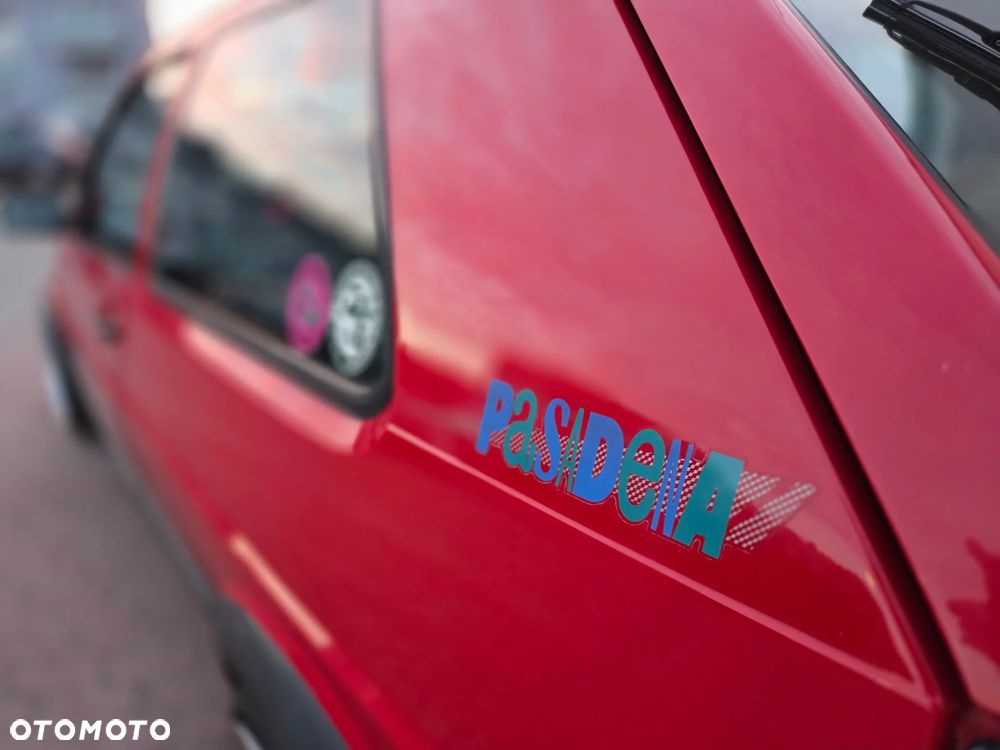 Volkswagen Golf 1.3 - 22