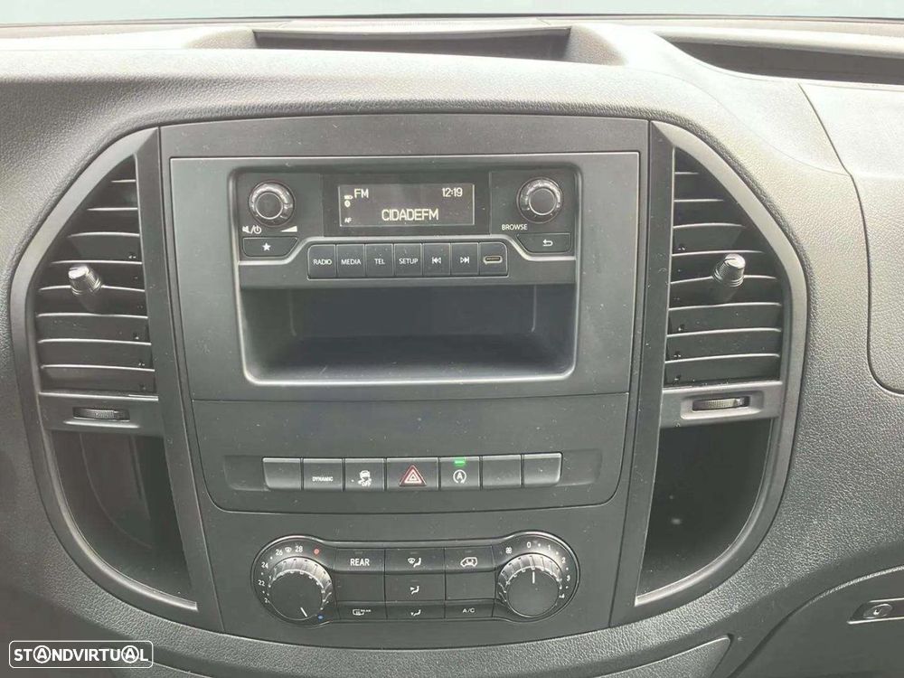 Mercedes-Benz Vito - 24