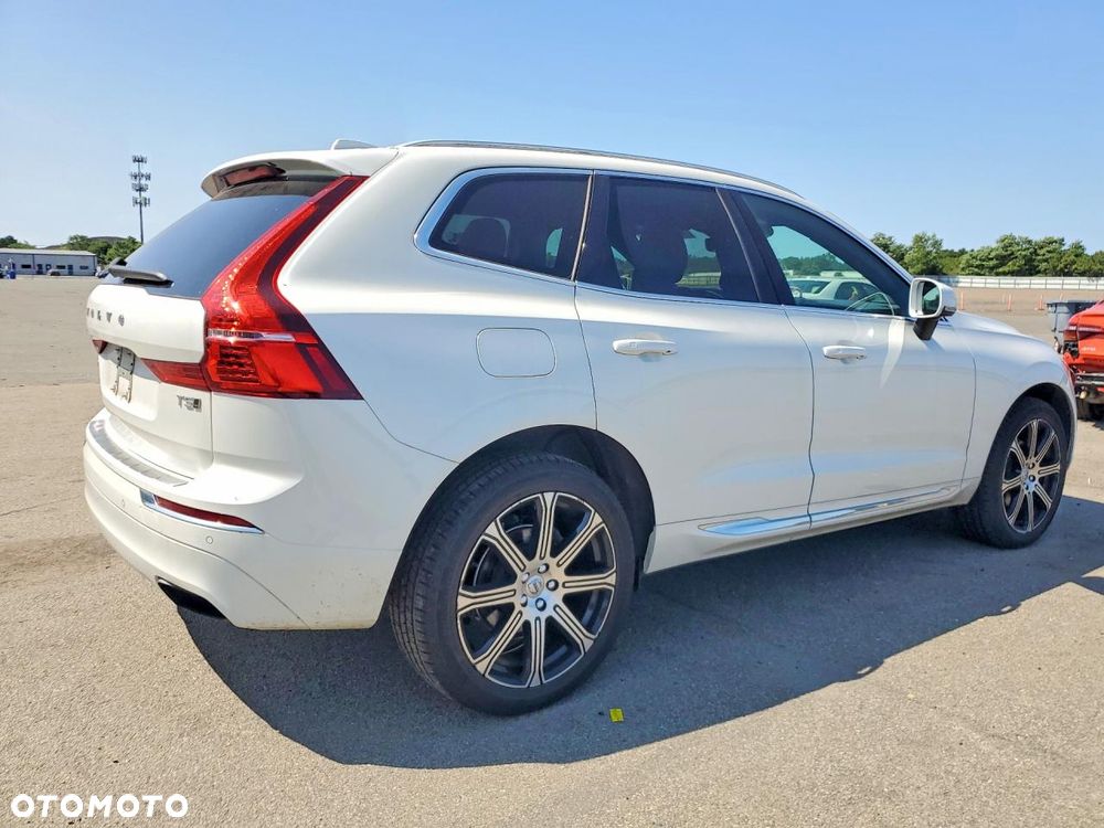 Volvo XC 60 - 2