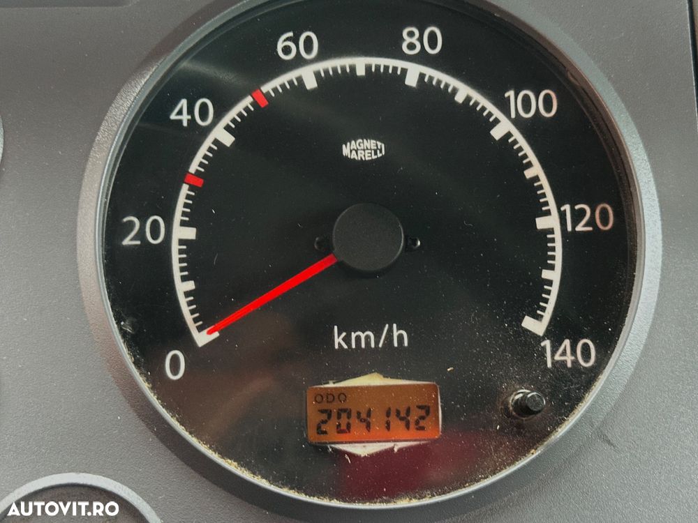 Nissan Atleon - 11
