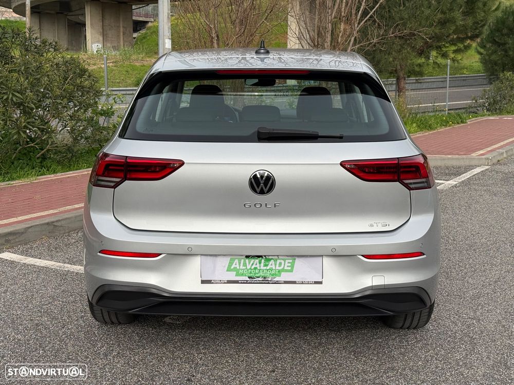VW Golf 1.5 eTSI Life DSG - 7