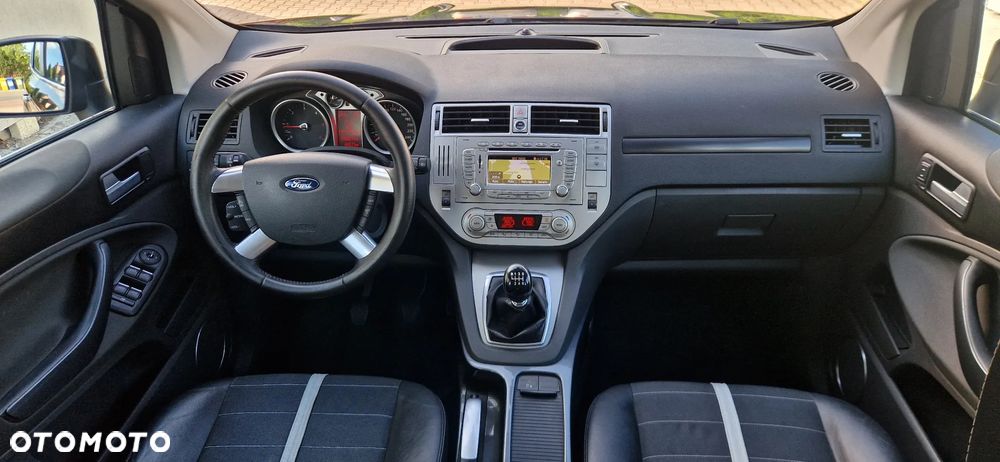 Ford Kuga 2.0 TDCi 4x4 Titanium - 30