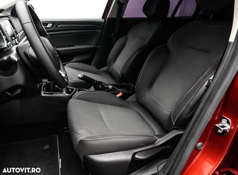 Renault Megane TCE GPF Life - 14