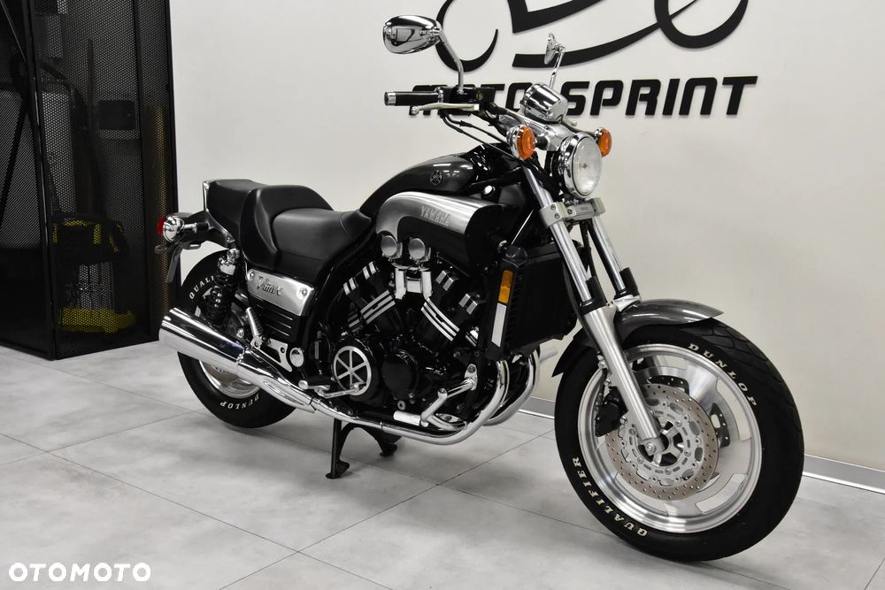 Yamaha V-MAX - 6