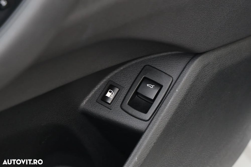 BMW X1 xDrive25e AT PHEV - 36