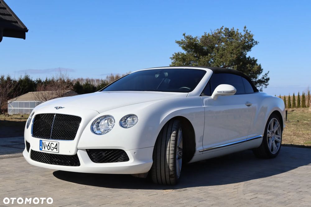 Bentley Continental GT V8 Convertible - 25