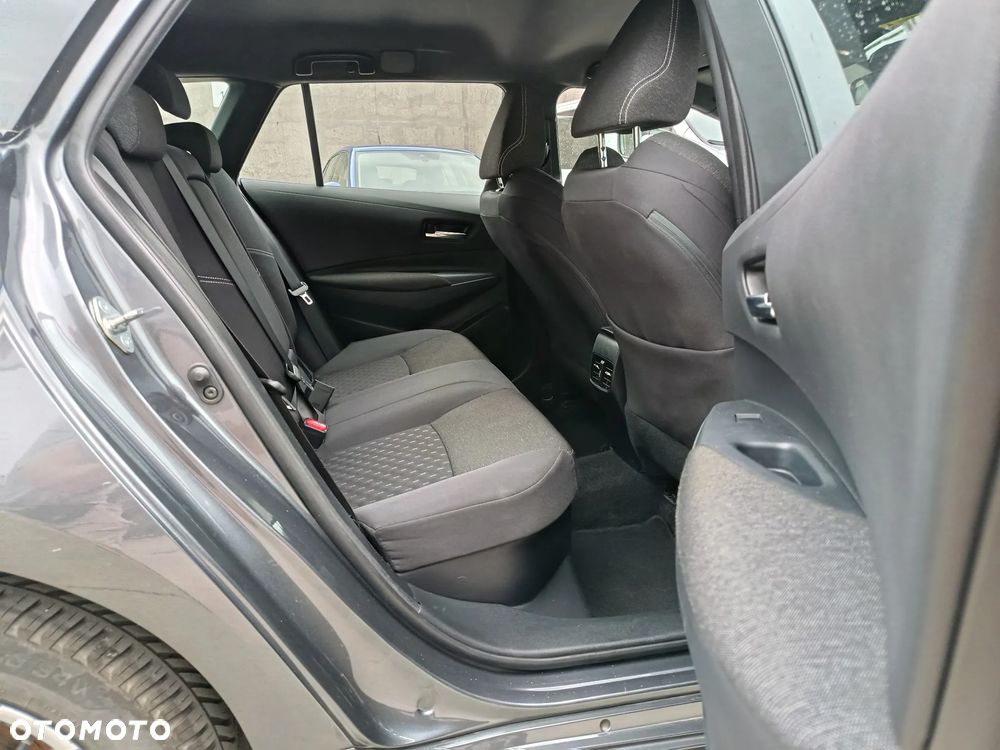 Toyota Corolla - 11
