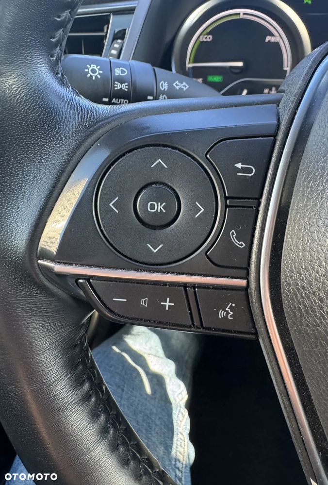 Toyota Camry 2.5 Hybrid Comfort CVT - 16