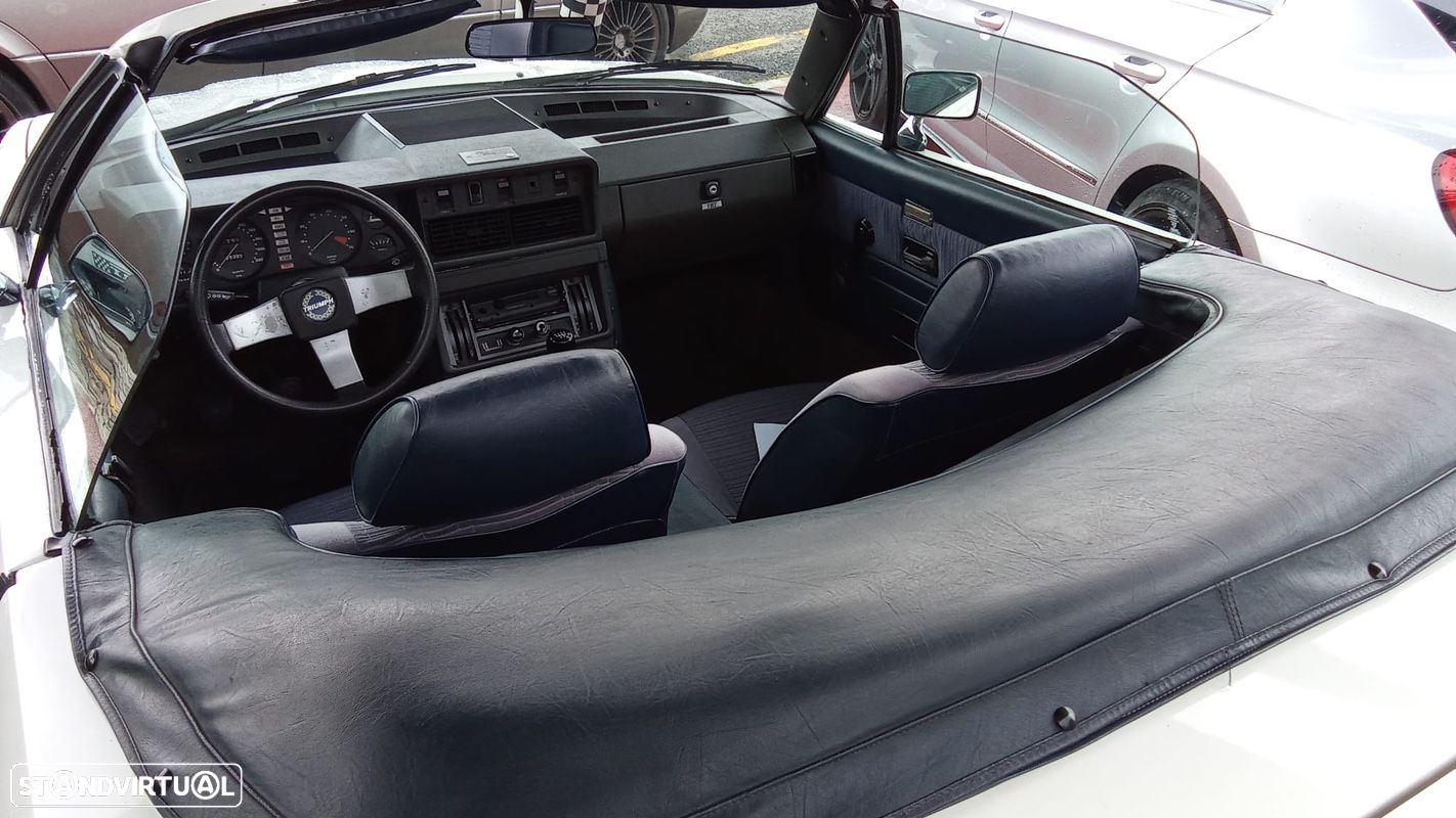 Triumph TR7 - 16