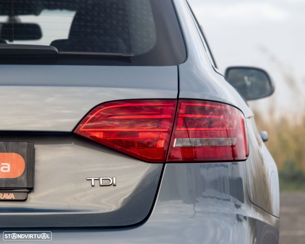 Audi A4 Avant 2.0 TDI - 14