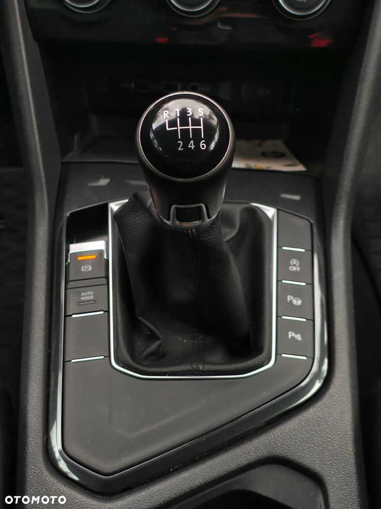Volkswagen Tiguan - 37