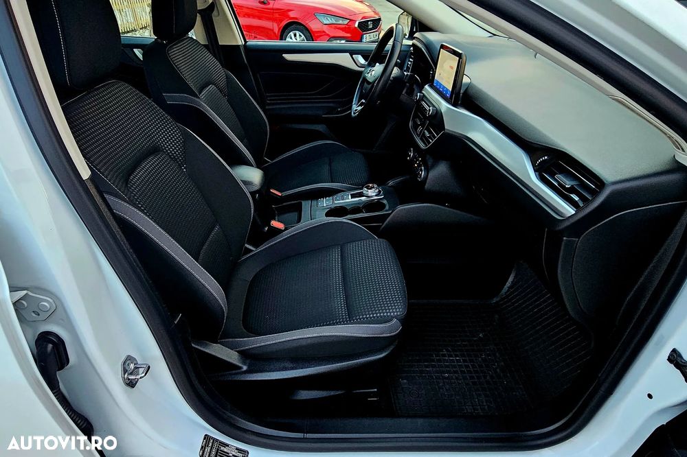 Ford Focus 1.5 EcoBlue Titanium Business - 14