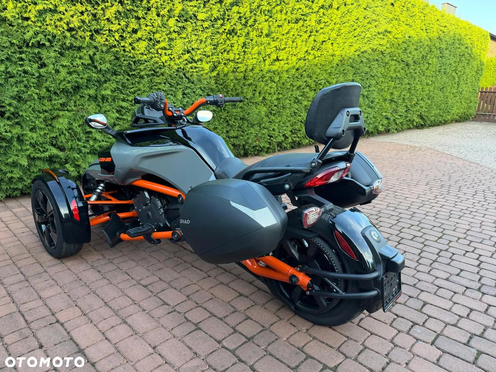 Can-Am Spyder - 7
