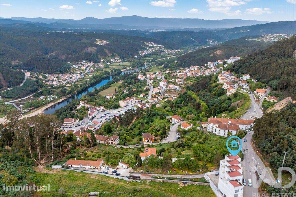 Moradia geminada T3 em Penacova de 168,42 m2 - Grande imagem: 3/33