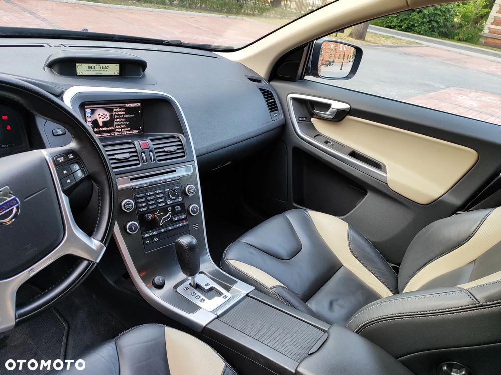 Volvo XC 60 D5 AWD RDesign - 7