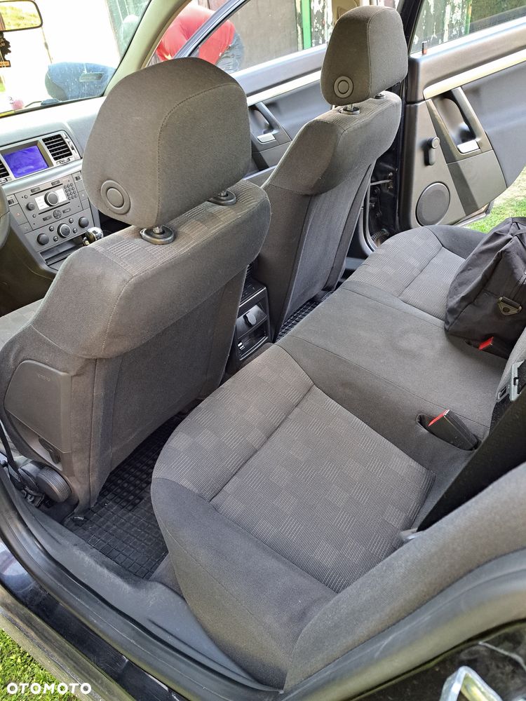 Opel Vectra GTS 1.9 CDTI DPF - 15
