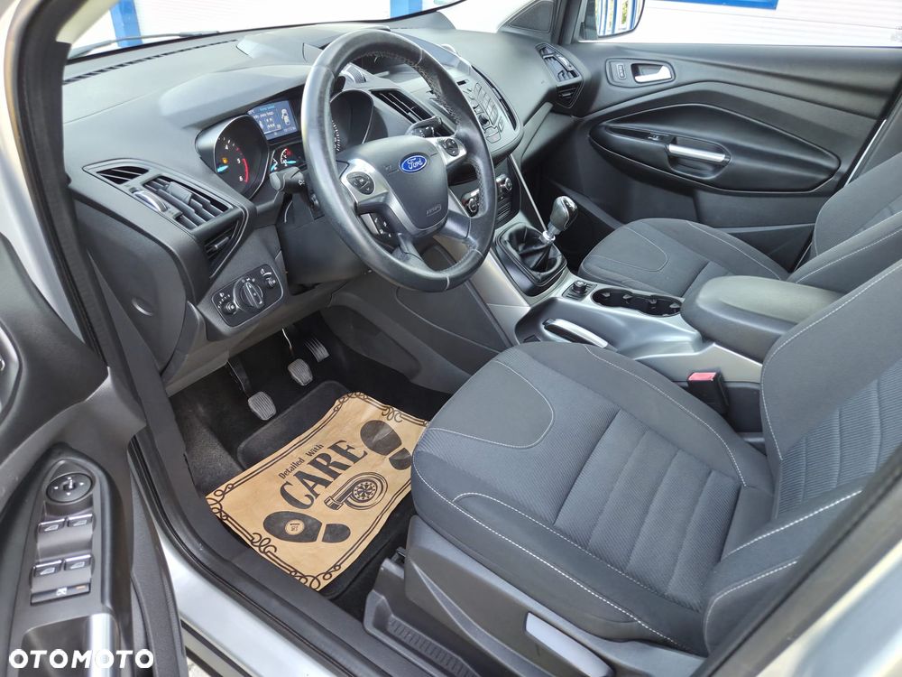 Ford Kuga 2.0 TDCi 4x4 Trend - 11