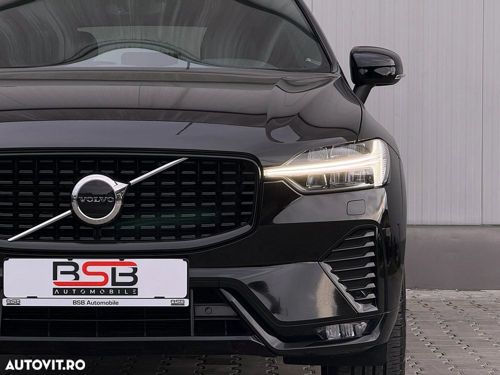 Volvo XC 60 B4 D Plus Dark - 33