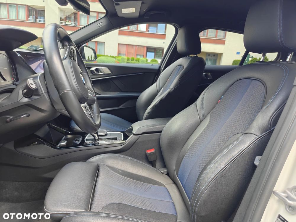 BMW Seria 1 118i M Sport - 17