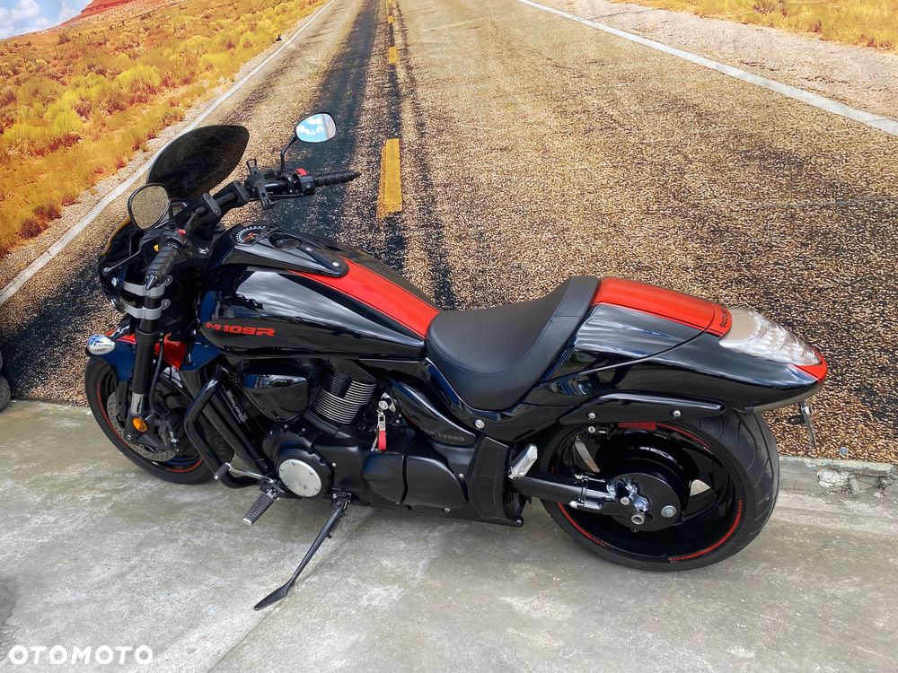 Suzuki Boulevard - 8