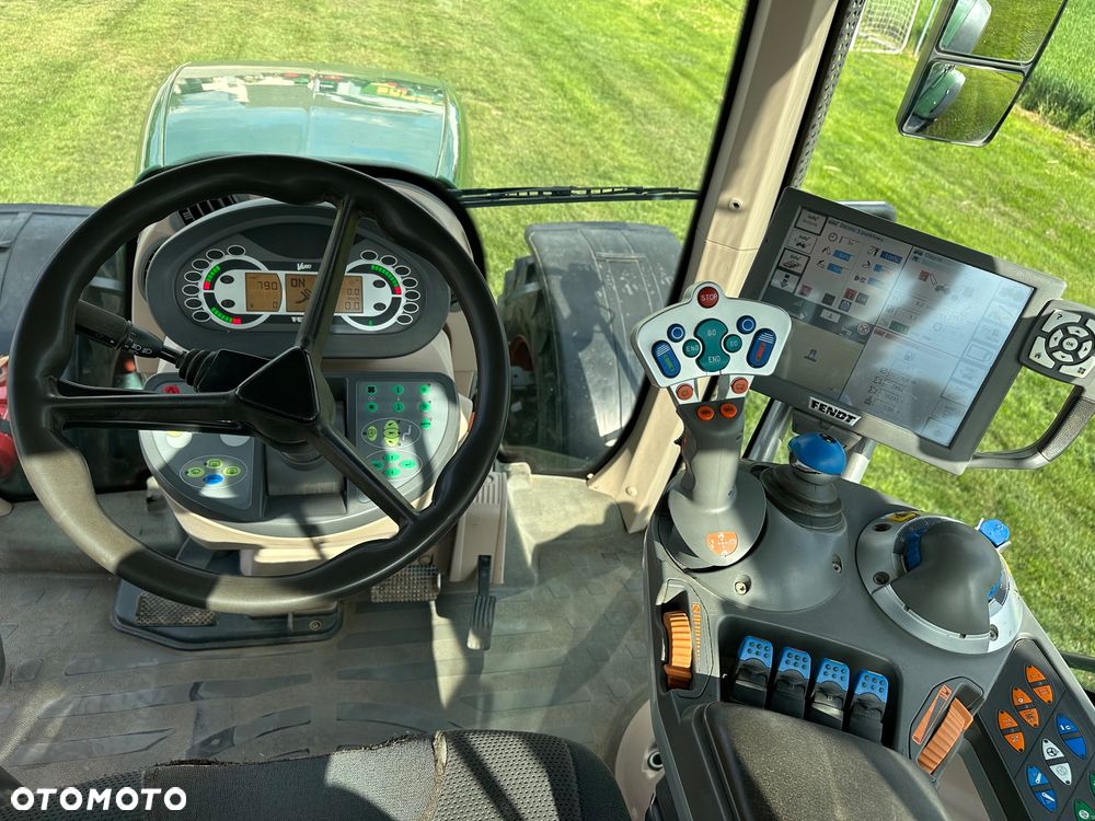 Fendt 828 - 13